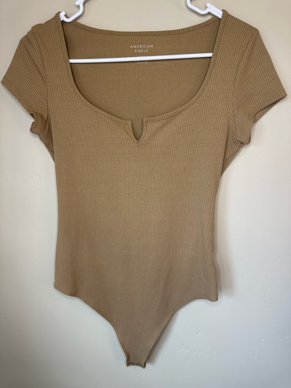 American Eagle MEDIUM Ribbed Scoop-Notch Bodysuit - Camel NWOT